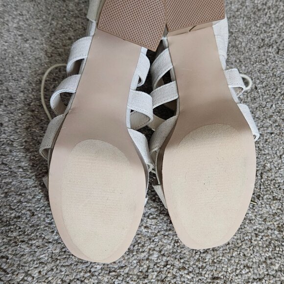 Shoe Dazzle GILLIANNA STRAPPY PLATFORM SANDAL - Picture 3 of 4